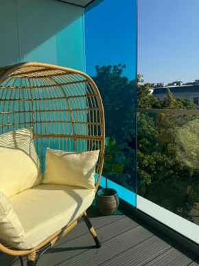 4SUMMER Kołobrzeg Apartamenty White Blue Sauna & Fitness & Parking 100 metrów do pięknej szerokiej piaszczystej plaży, wspaniały widok z dużego tarasu! 100 Meter zu einem schönen breiten Sandstrand, h